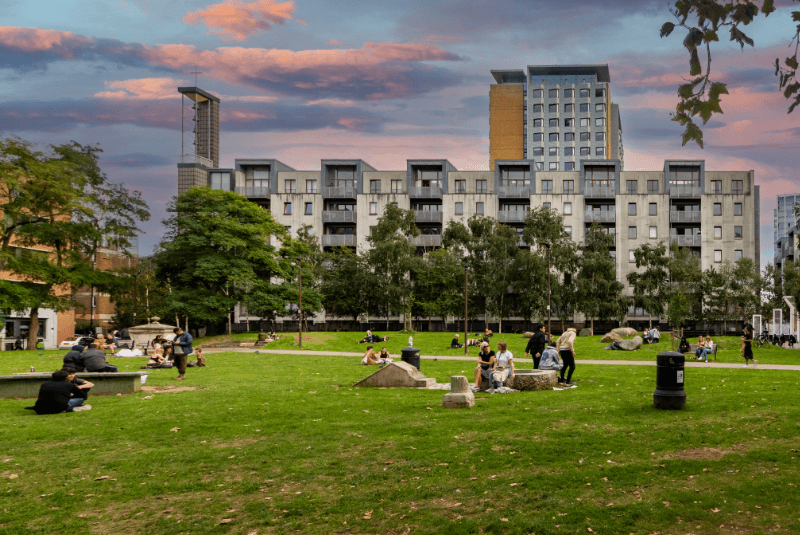 Altab Ali Park mit der St. Bonifatius-Kirche